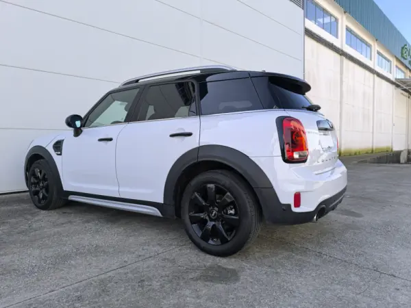 MINI Countryman Cooper D 4