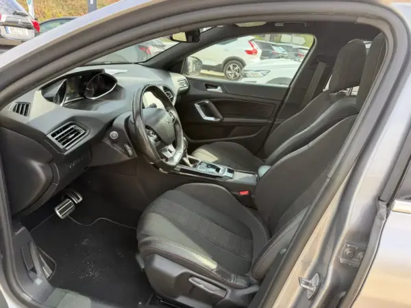 Peugeot 308 SW 1.6 e-HDi SE Envy 2-Tronic 6