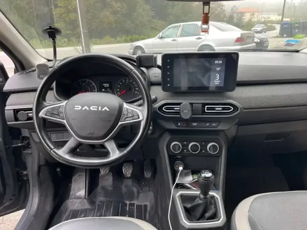 Dacia Jogger 1.0 ECO-G Expression 7L Bi-Fuel 15
