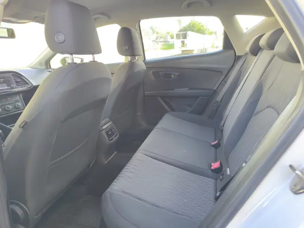 SEAT Leon 1.6 TDI DPF Reference 10