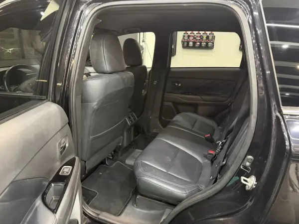 Mitsubishi Outlander 2.4 Ice Edition 12