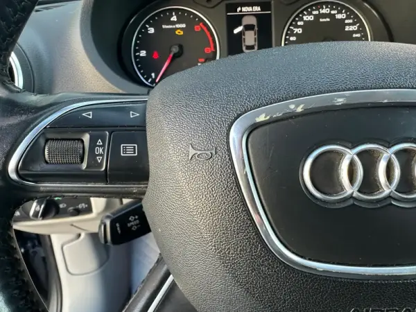 Audi A3 Limousine 1.6 TDI Advance 16