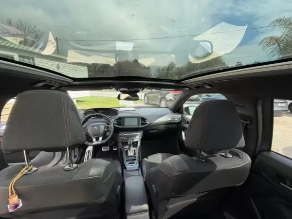 Peugeot 308 SW 1.6 e-HDi SE Envy 2-Tronic 8