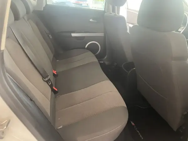 SEAT Leon 1.6 TDI E.Style by Sport 19