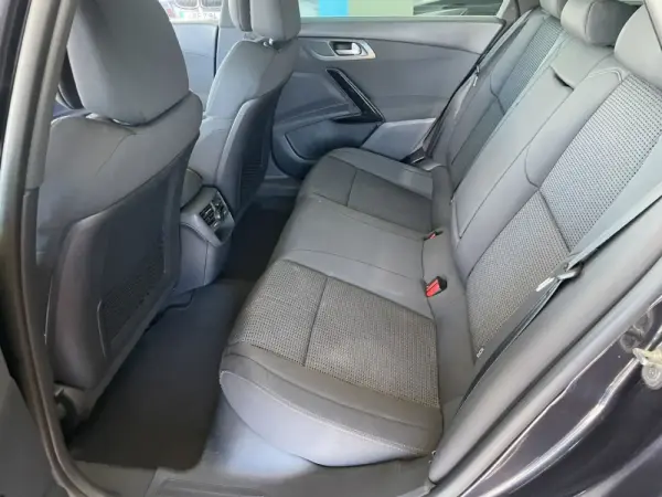 Peugeot 508 SW 1.6 e-HDi Allure 2-Tronic 105g 13