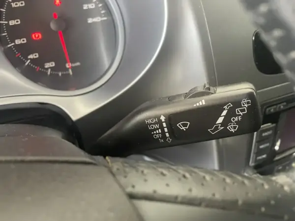 SEAT Leon 1.6 TDI E.Style by Sport 11