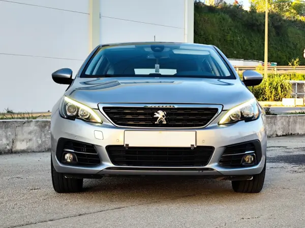 Peugeot 308 SW 1.5 BlueHDi Style EAT8 4