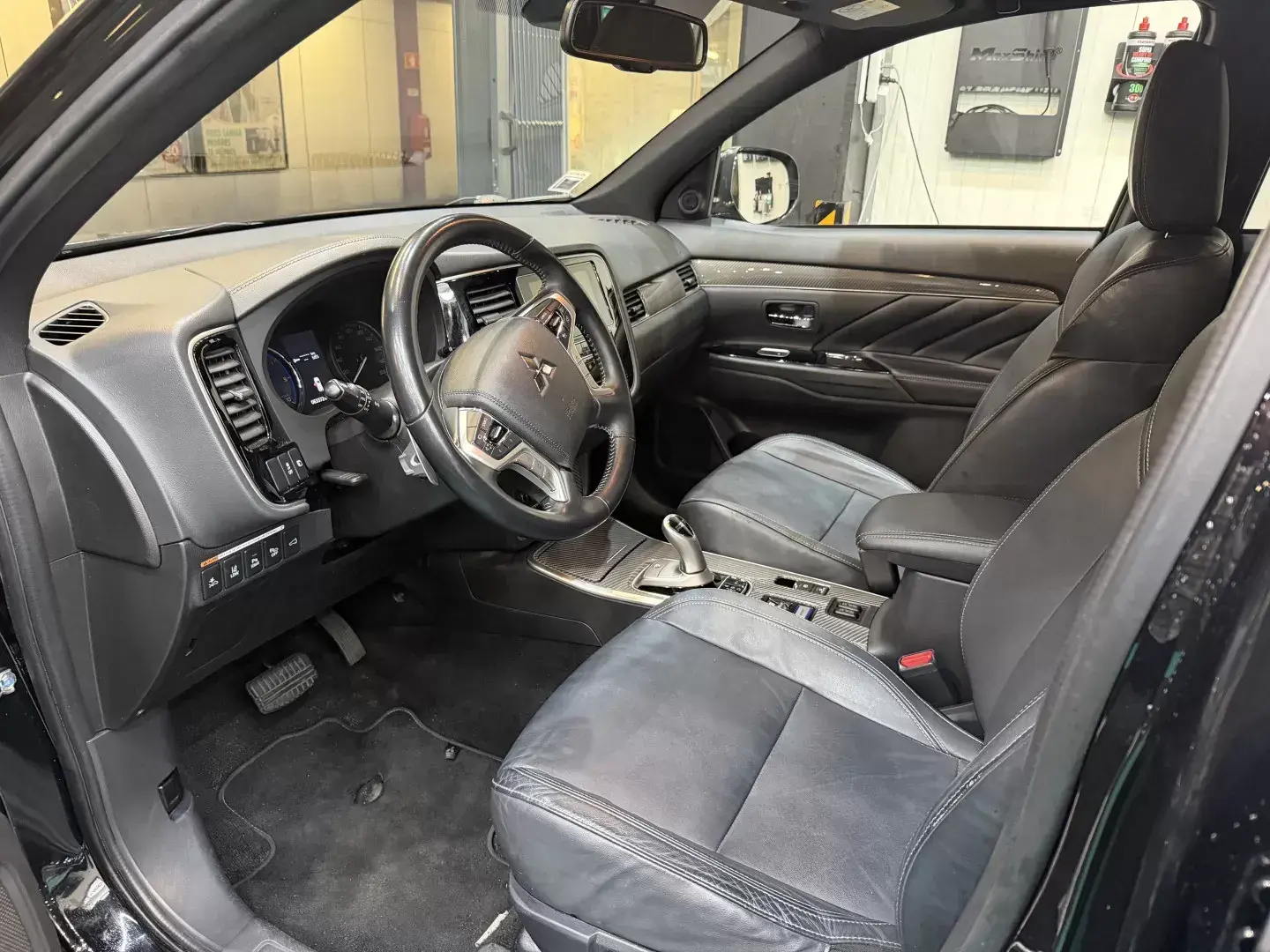 Mitsubishi Outlander 2.4 Ice Edition 11