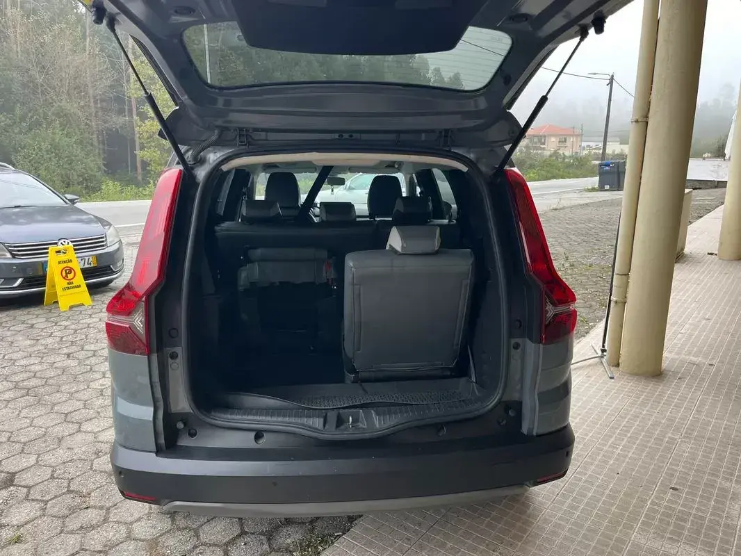 Dacia Jogger 1.0 ECO-G Expression 7L Bi-Fuel 6