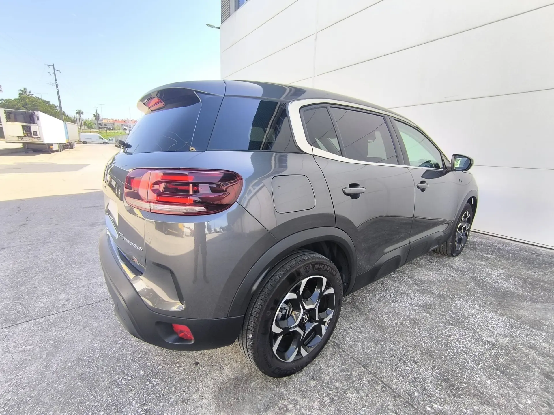 Citroën C5 Aircross 1.6 Hybrid Plus e-EAT8 4