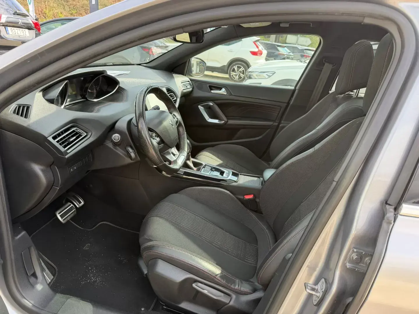 Peugeot 308 SW 1.6 e-HDi SE Envy 2-Tronic 6