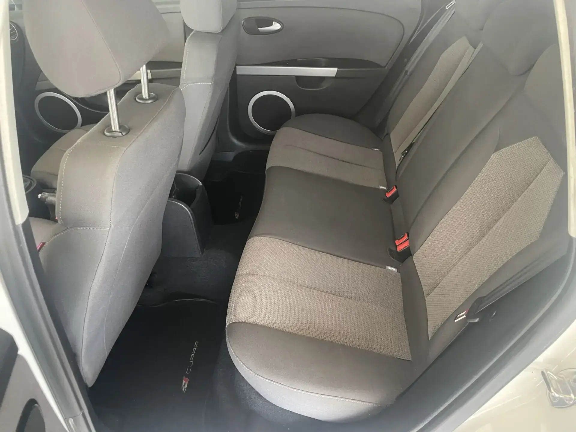 SEAT Leon 1.6 TDI E.Style by Sport 16