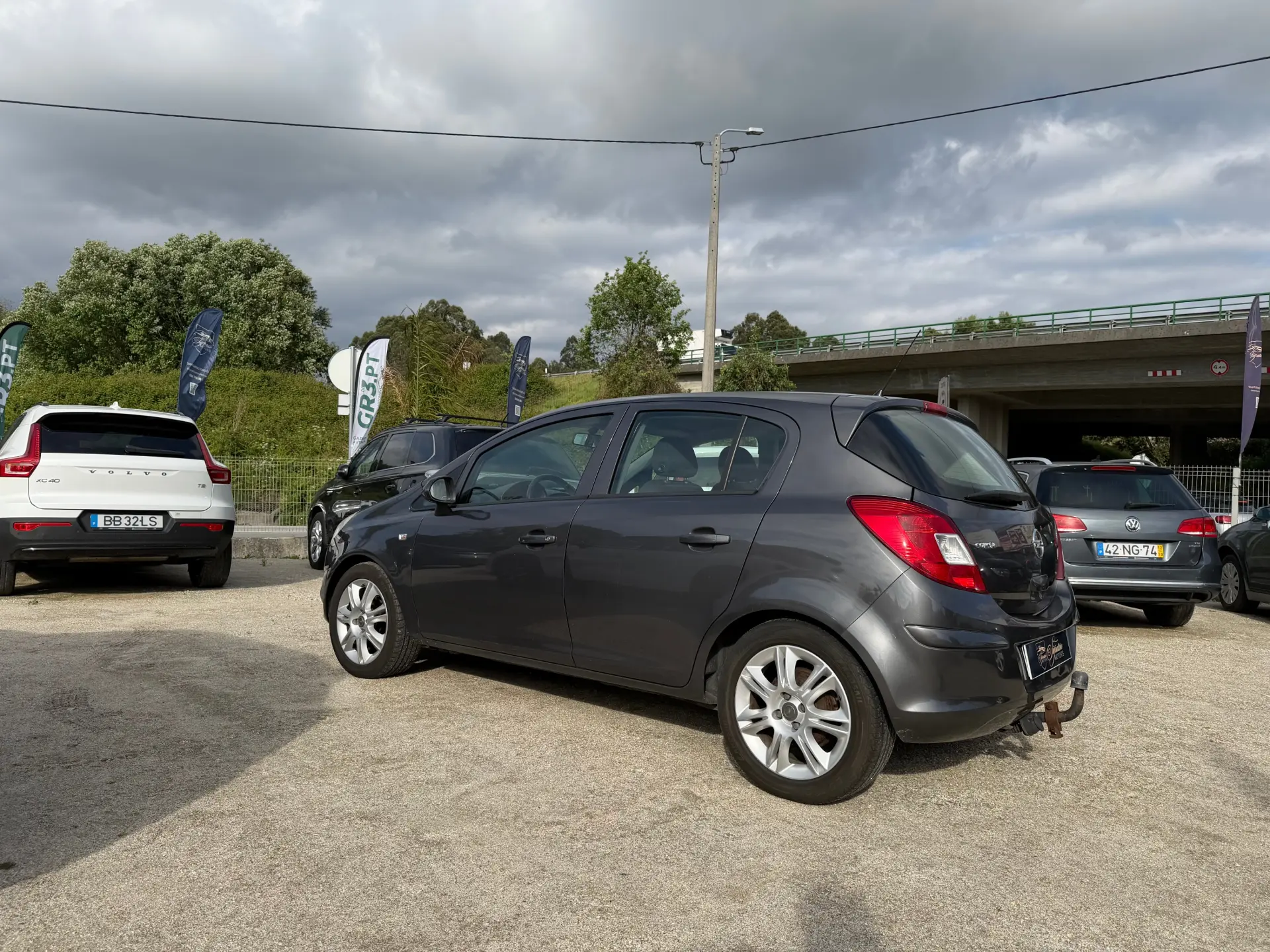 Opel Corsa 1.2 Enjoy 2