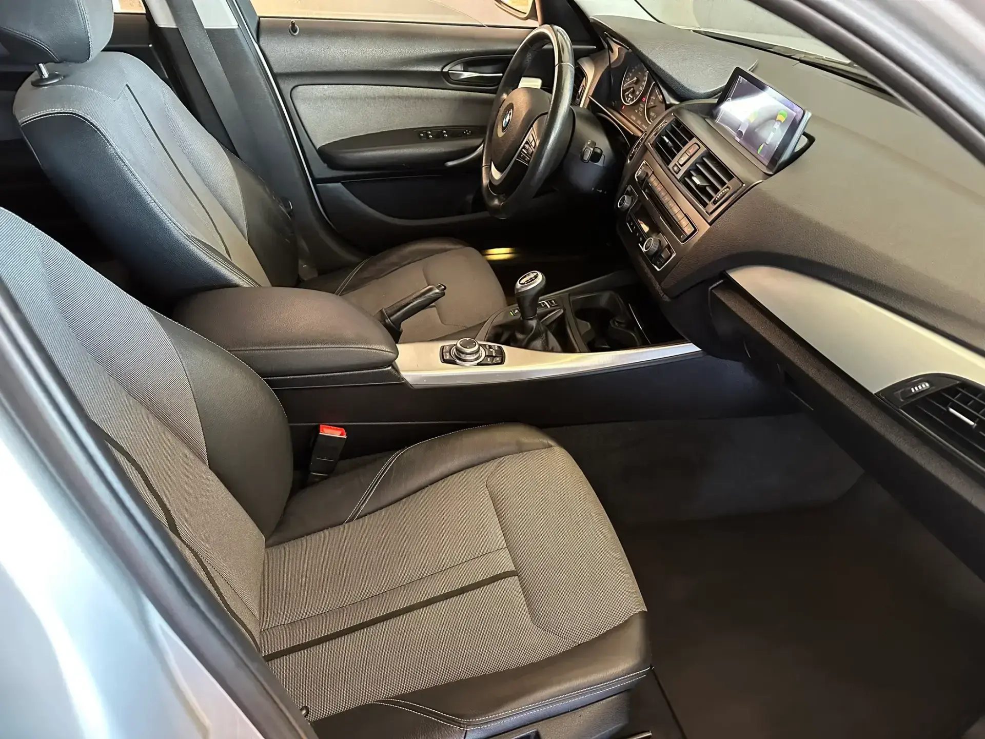 BMW 116 d EDynamics Line Urban 22