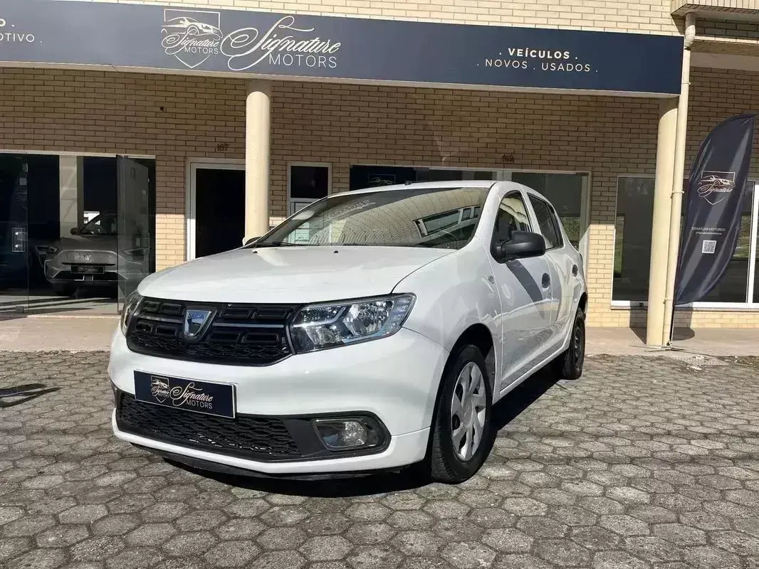 Dacia Sandero Outro 3