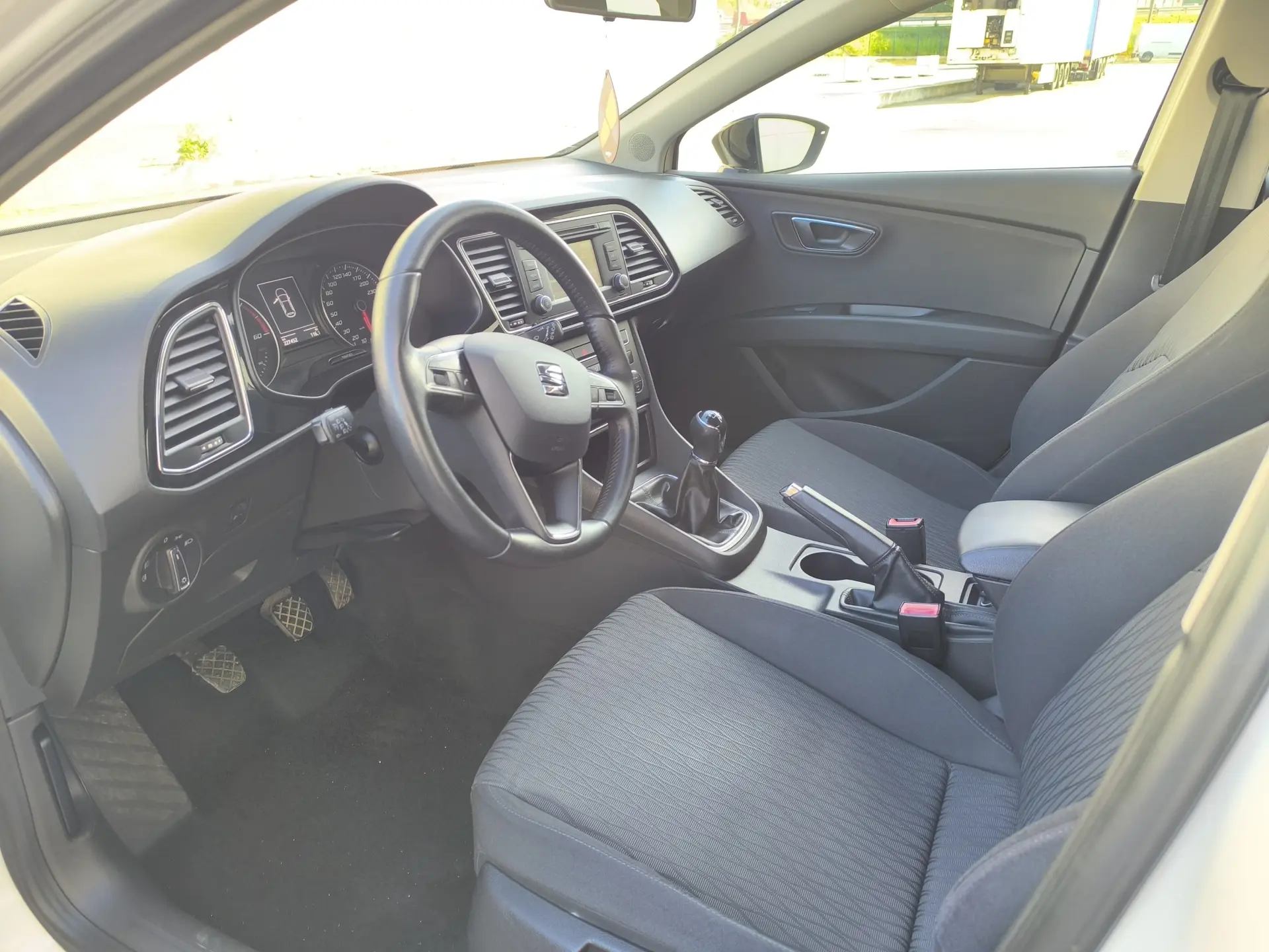 SEAT Leon 1.6 TDI DPF Reference 11