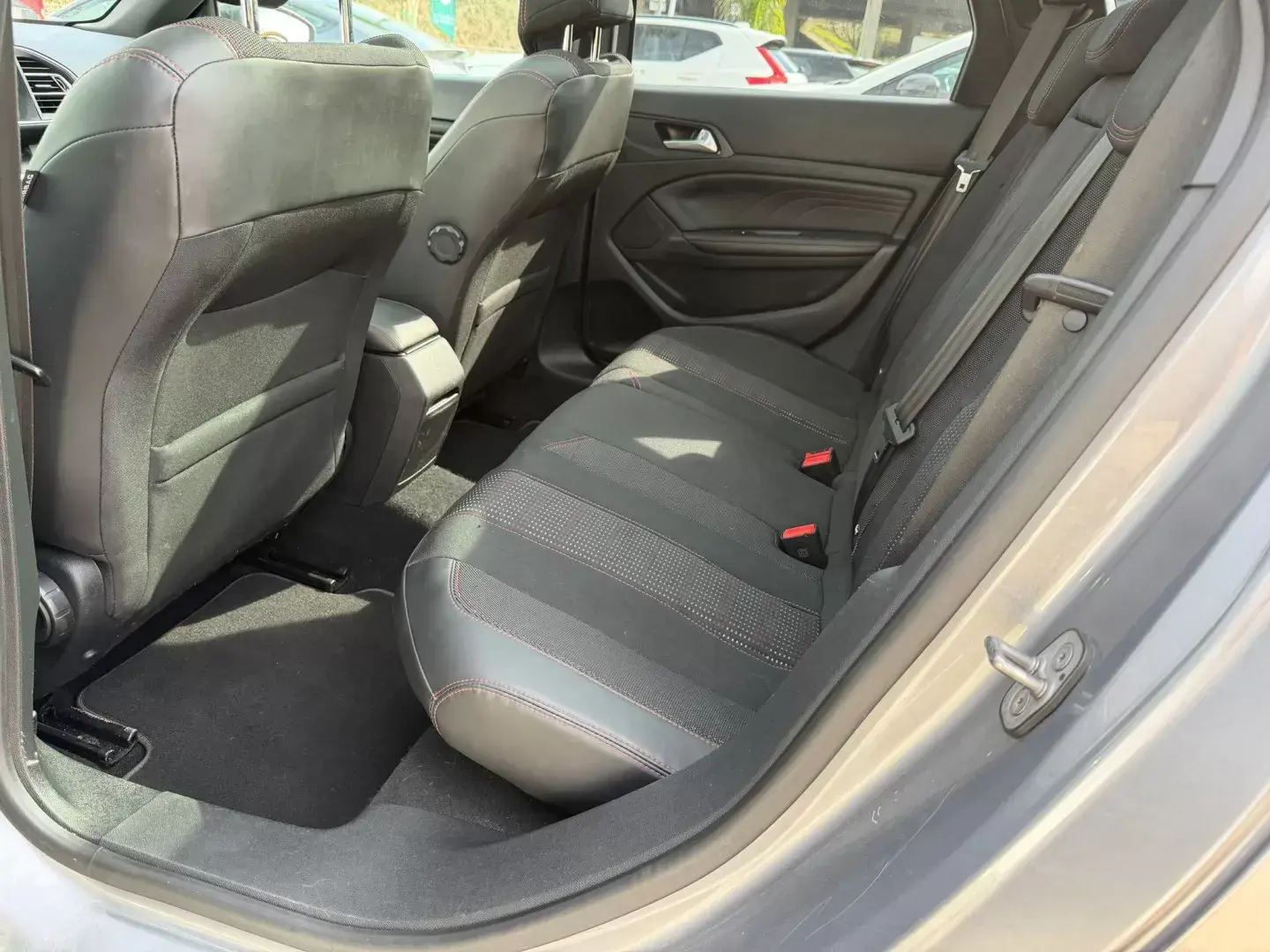 Peugeot 308 SW 1.6 e-HDi SE Envy 2-Tronic 13