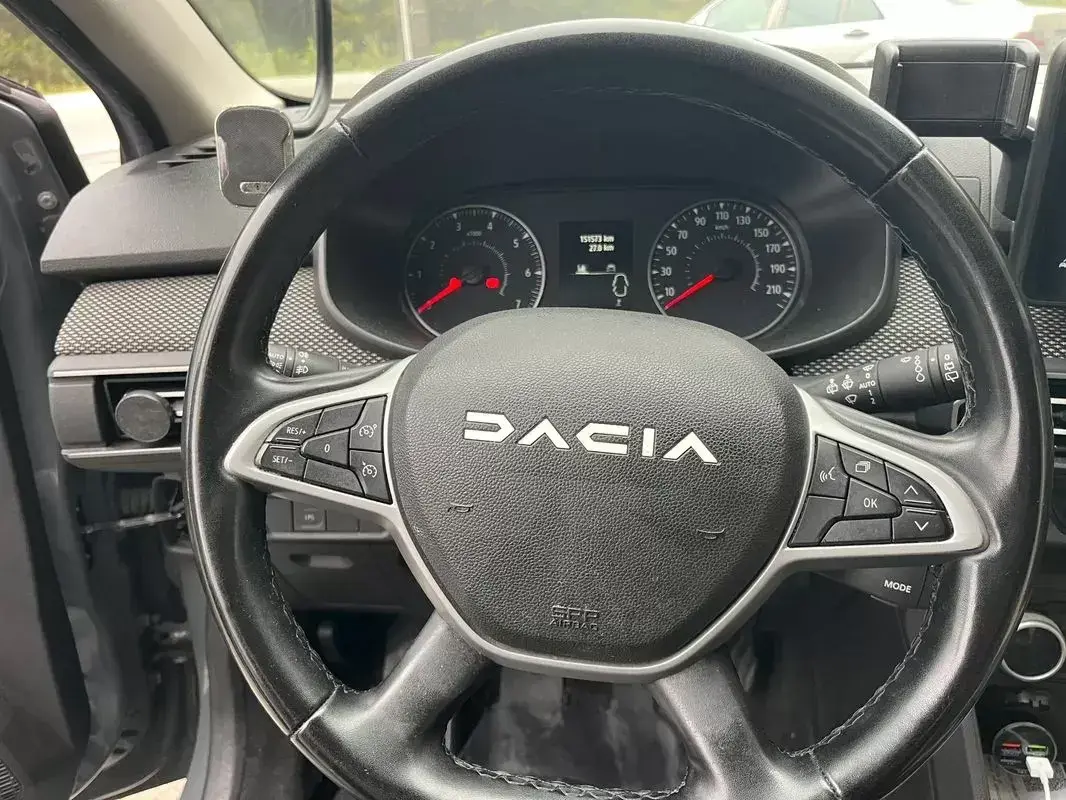 Dacia Jogger 1.0 ECO-G Expression 7L Bi-Fuel 13