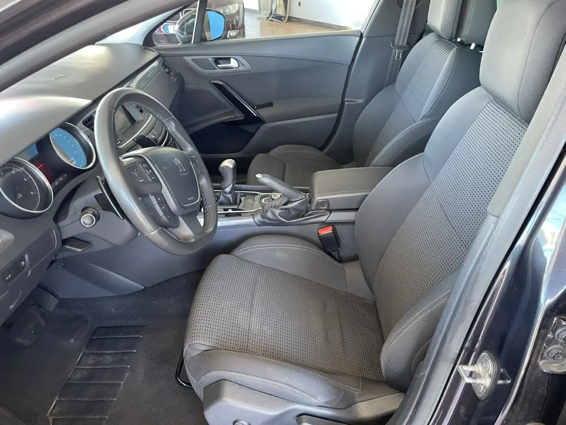 Peugeot 508 SW 1.6 e-HDi Allure 2-Tronic 105g 9