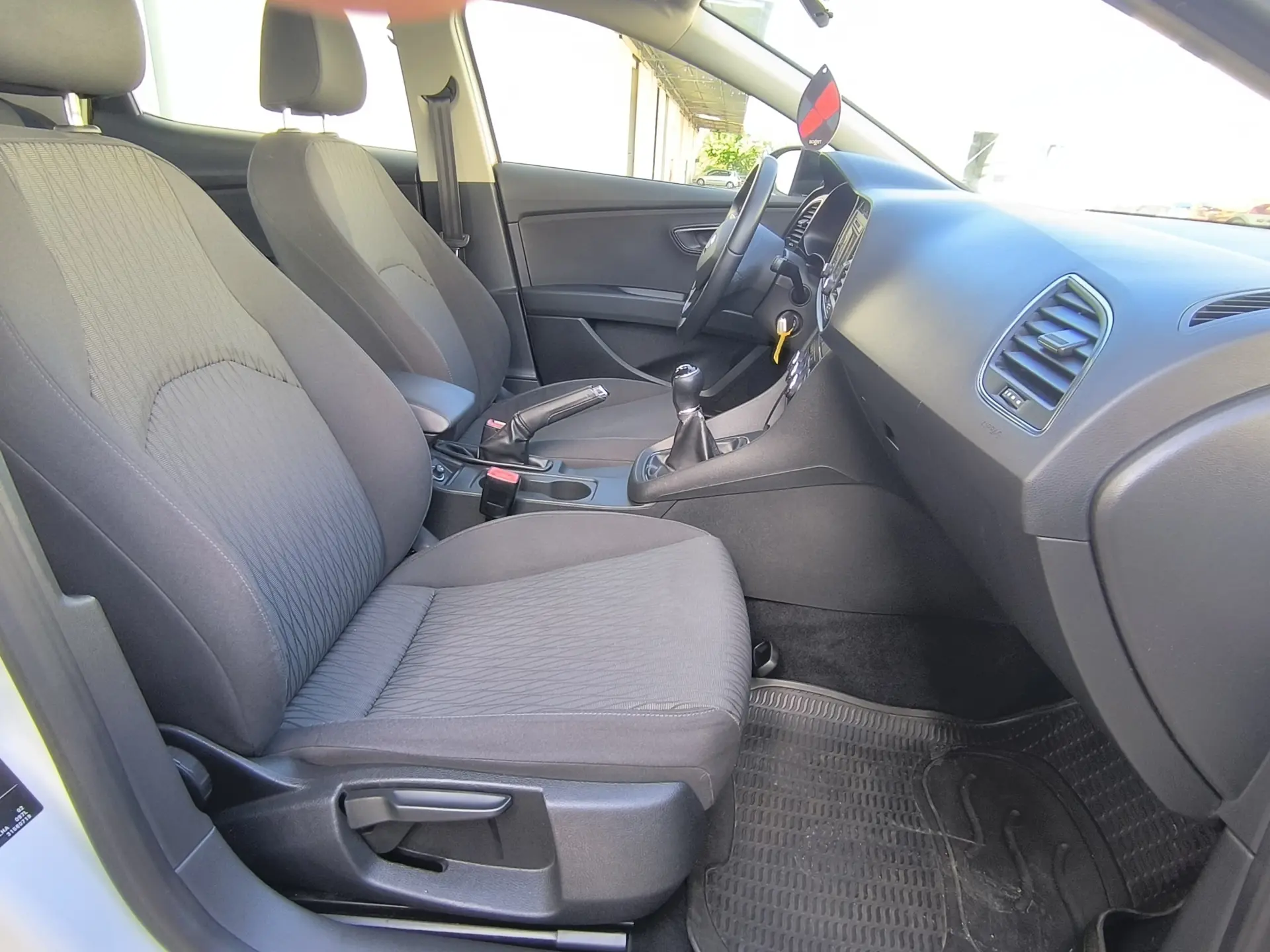 SEAT Leon 1.6 TDI DPF Reference 12