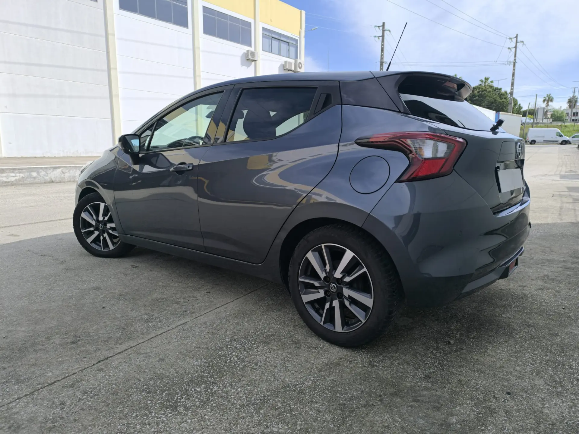 Nissan Micra 0.9 IG-T Tekna S/S 2