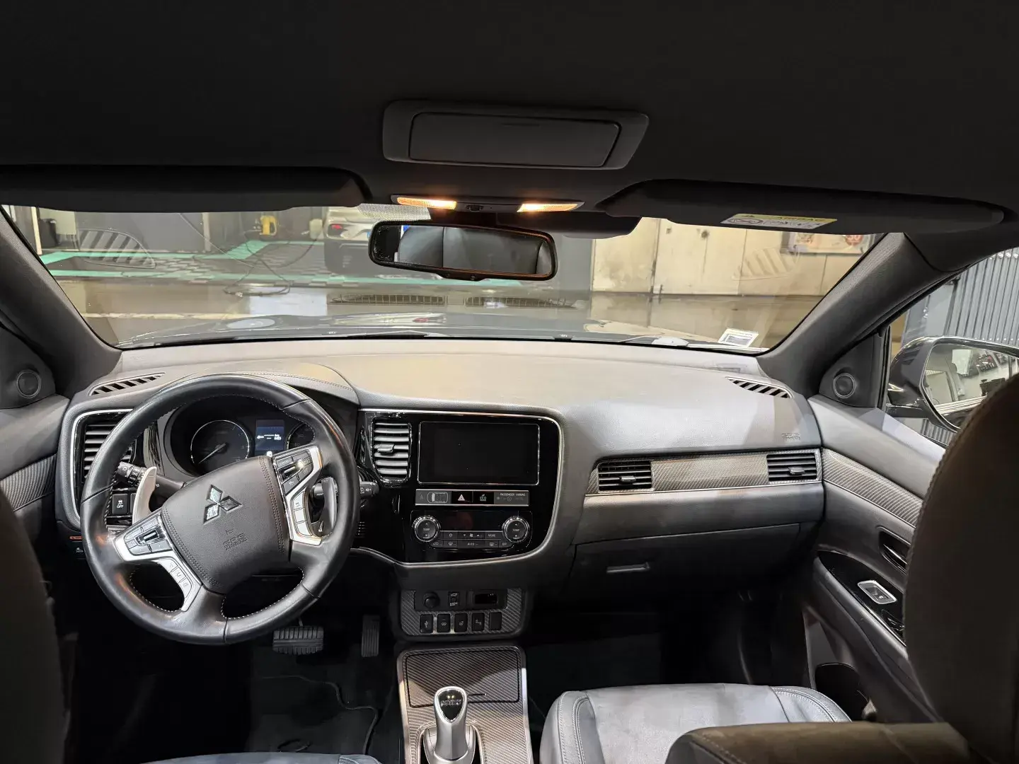 Mitsubishi Outlander 2.4 Ice Edition 5