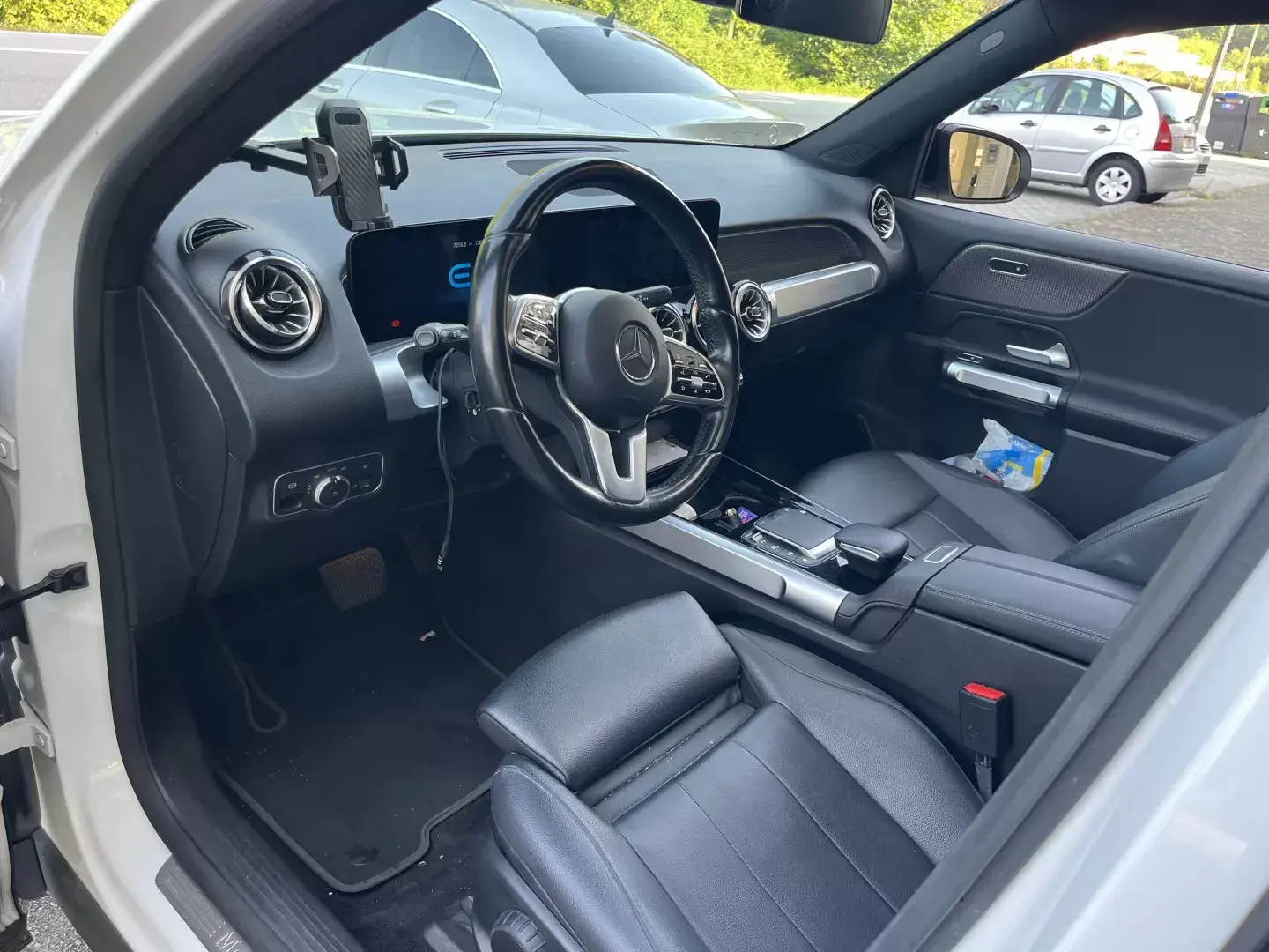 Mercedes-Benz EQB 300 4Matic Progressive 10