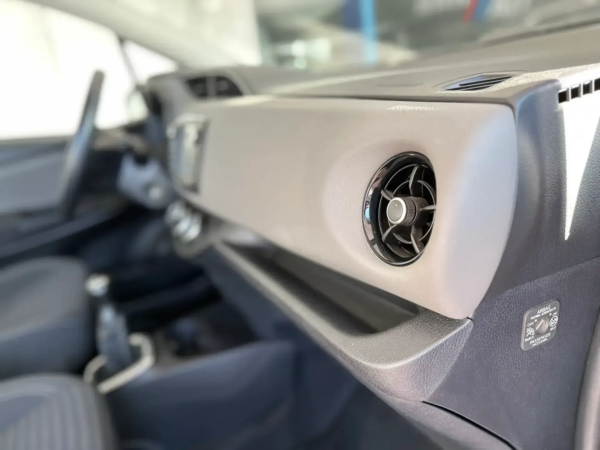 Toyota Yaris 1.0 VVT-i Comfort 20