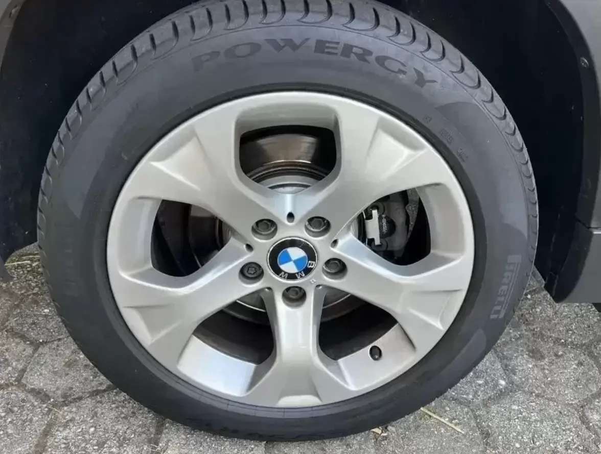 BMW X1 18 d sDrive 7