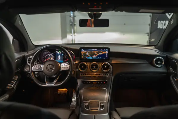 Mercedes-Benz GLC 300 de Coupé 4Matic 16