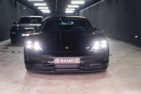 Porsche Taycan 4S 16