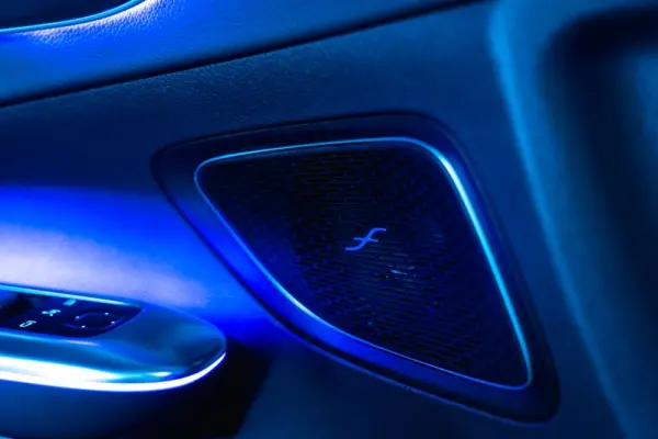 Mercedes-Benz C 300 e AMG Line 18