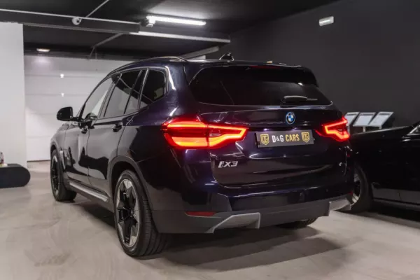 BMW iX3 30