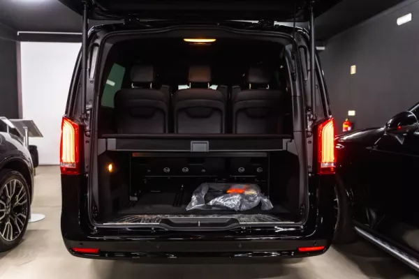 Mercedes-Benz V 250 6