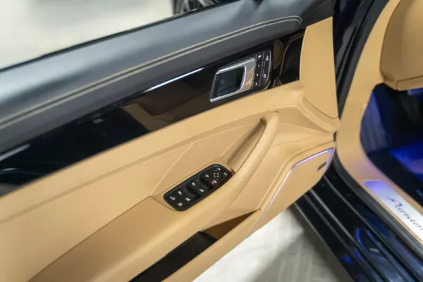 Porsche Panamera Panamera 4S 10