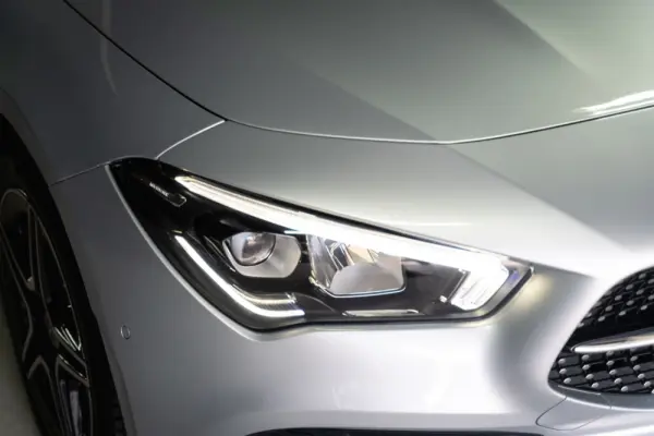 Mercedes-Benz CLA 250 e 8G-DCT AMG Line 19