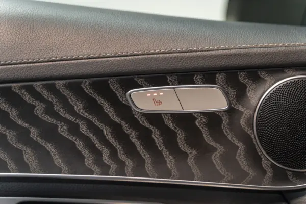 Mercedes-Benz GLC 300 de Coupé 4Matic 8