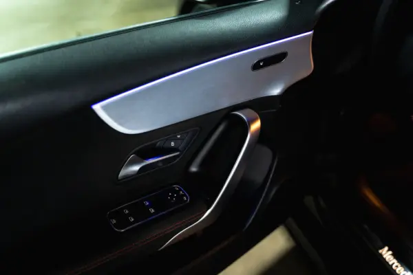 Mercedes-Benz A 180 d AMG Line Aut. 21