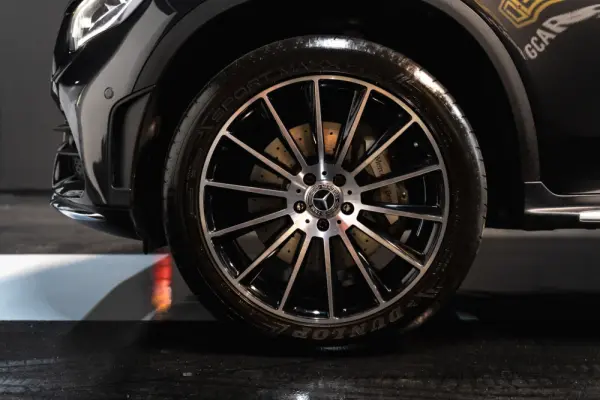 Mercedes-Benz GLC 300 de Coupé 4Matic 3