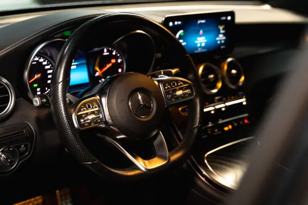 Mercedes-Benz GLC 300 de Coupé 4Matic 5