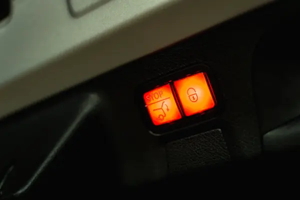 Mercedes-Benz CLA 250 e 8G-DCT AMG Line 25