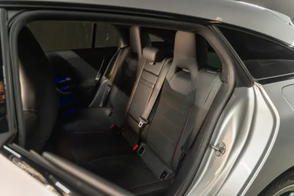 Mercedes-Benz CLA 250 e 8G-DCT AMG Line 14