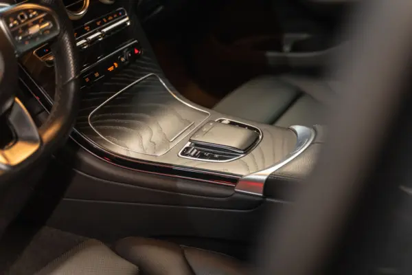 Mercedes-Benz GLC 300 de Coupé 4Matic 6