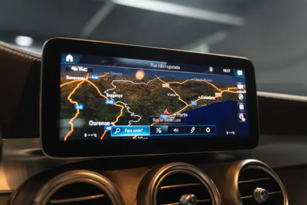 Mercedes-Benz GLC 300 de Coupé 4Matic 12