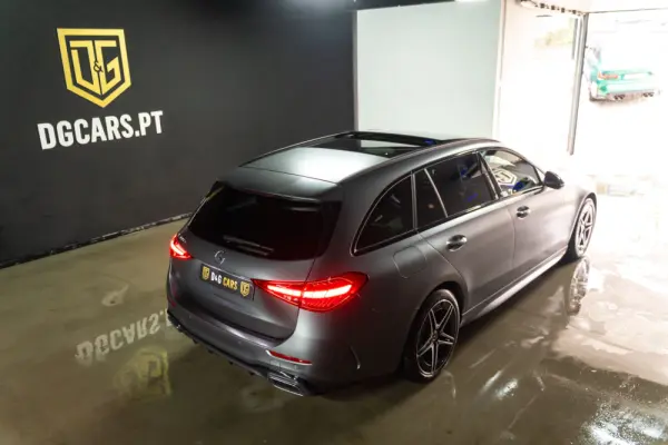 Mercedes-Benz C 300 e AMG Line 3