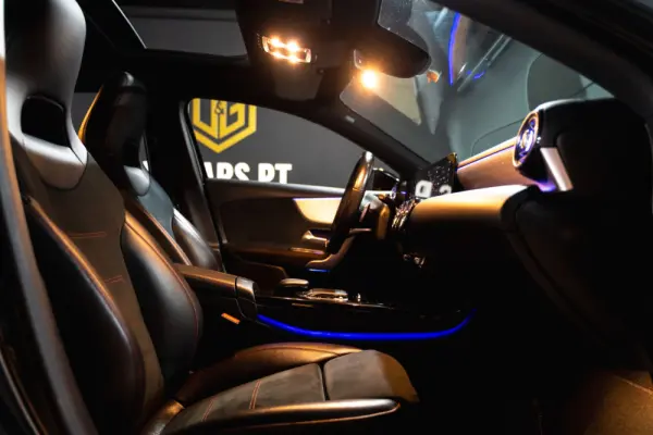 Mercedes-Benz A 180 d AMG Line Aut. 15