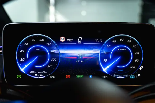 Mercedes-Benz EQE SUV 350+ 6