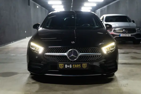 Mercedes-Benz A 180 d AMG Line Aut. 16