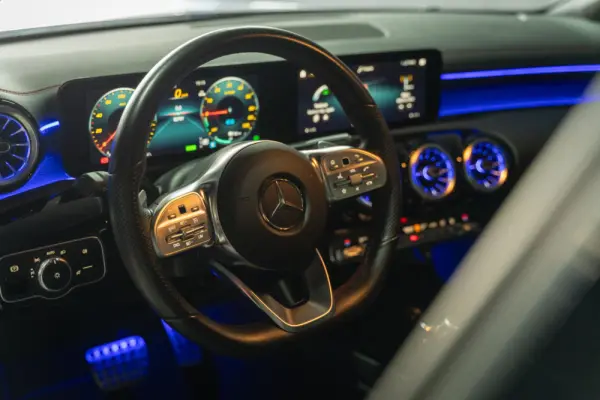 Mercedes-Benz CLA 250 e 8G-DCT AMG Line 7