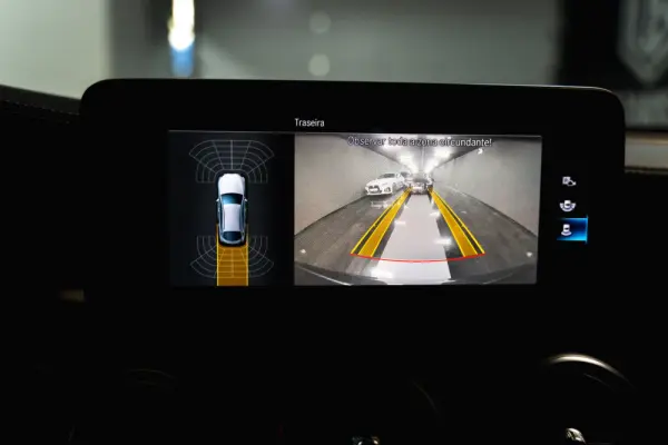 Mercedes-Benz GLC 300 de Coupé 4Matic 13